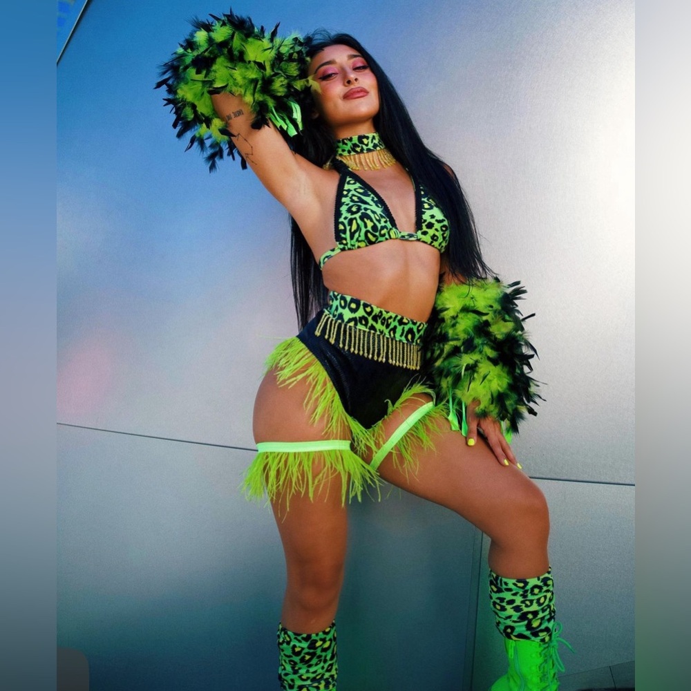 Diosa by seco-Green Purr outfit